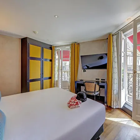 Hotel Mate Alain - Champs-elysées 4*