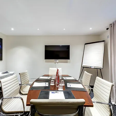 Chalgrin Boutique 4* Paris
