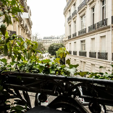 Hotel Mate Alain - Champs-elysées 4*