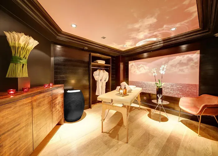 Chalgrin Boutique Szálloda 4*