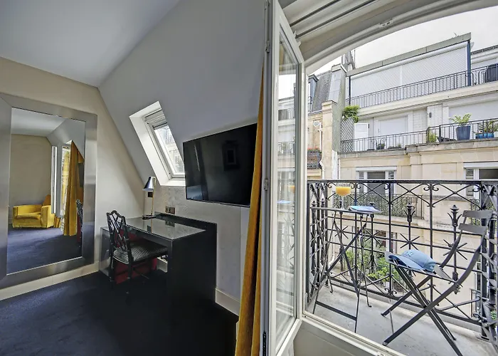 Chalgrin Boutique Hotel