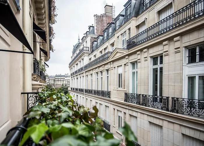 Chalgrin Boutique 4* Paris